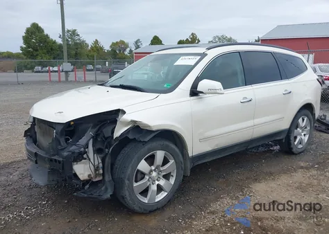 2015 Chevrolet Traverse Ltz z USA, uszkodzony, nr VIN 1GNKVJKD0FJ147039